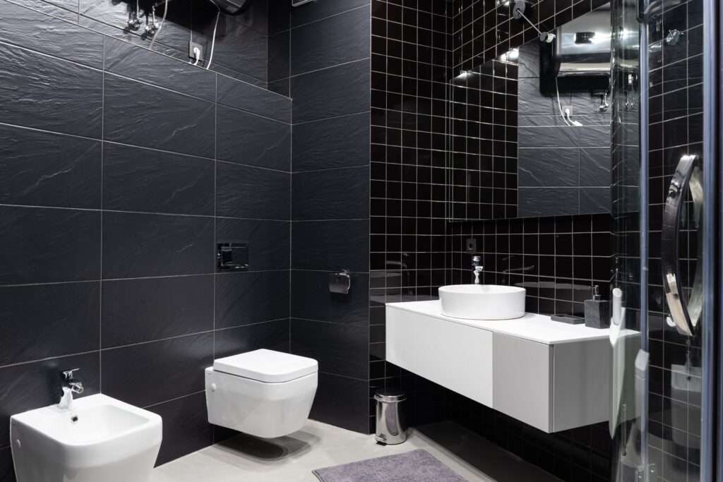An image of a black Monochrome Colour Scheme bathroom