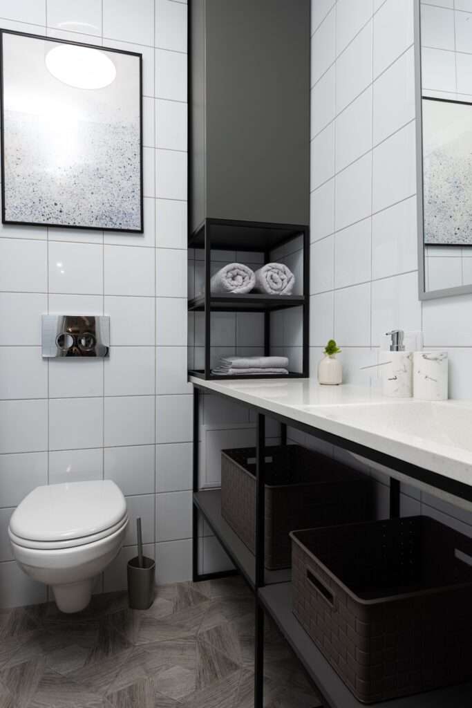 An image of a bathroom with artistic accents 
